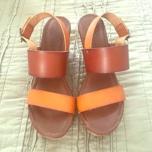 American Eagle Brown Wedge Sandals size 8